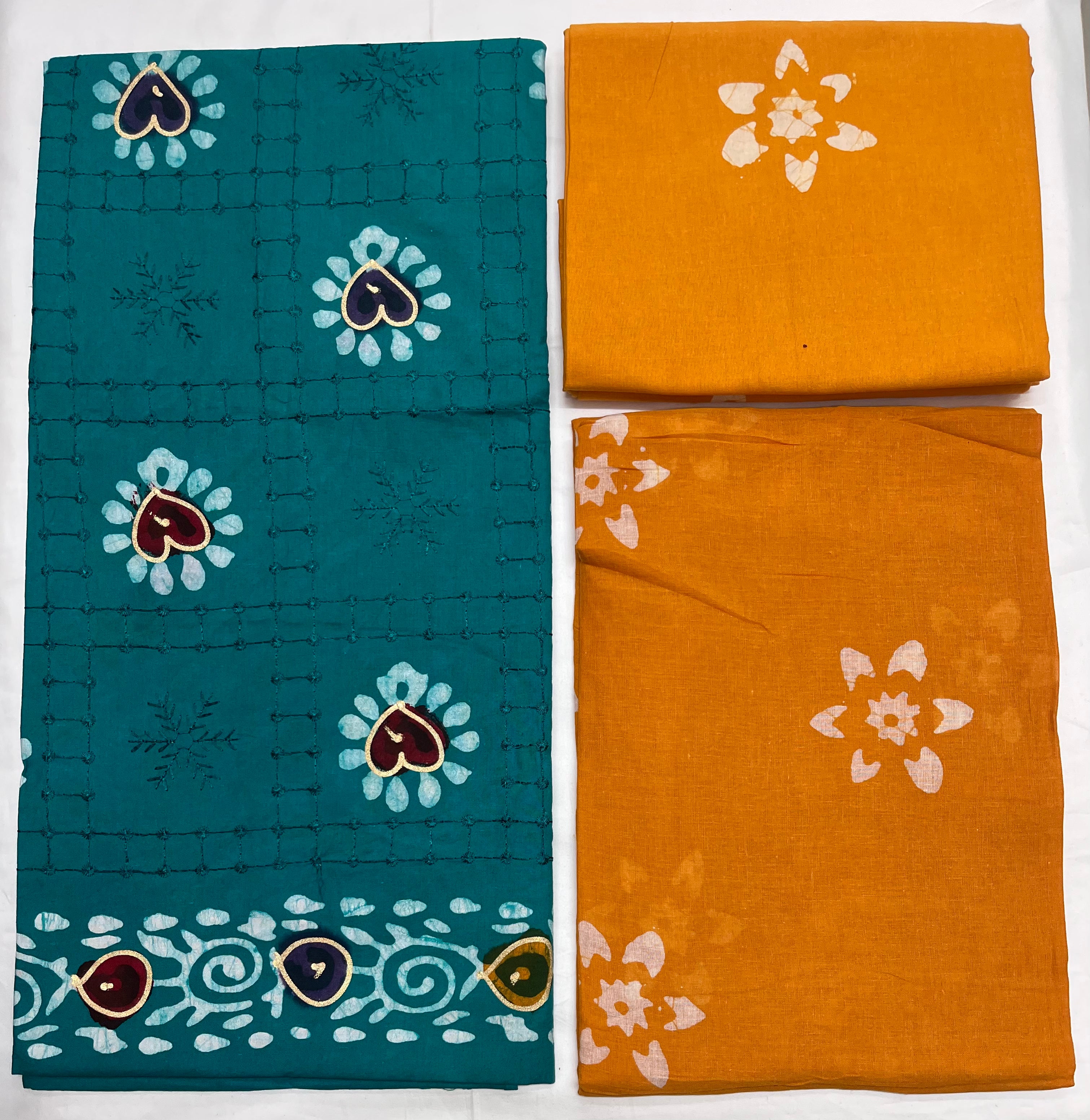 Unstitched 3 Piece - Pure Cotton Handblock Batik Suit
